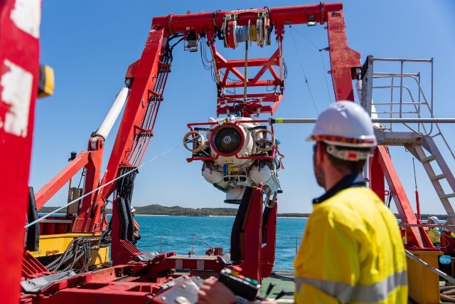 JFD Australia demos submarine rescue system at White Carillon