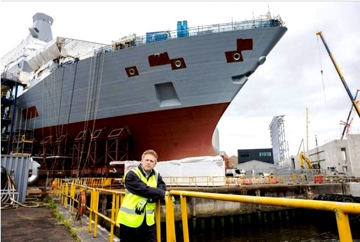 UK Defence Secretary tours Scottish shipyards