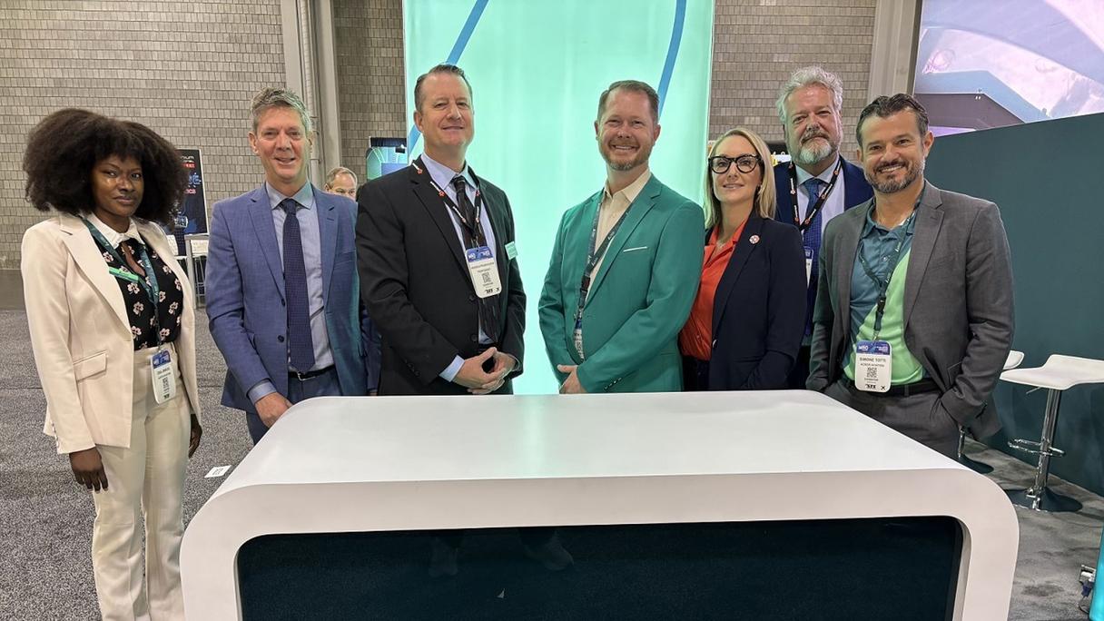 Acron Aviation signs distribution agreement with HC Pacific