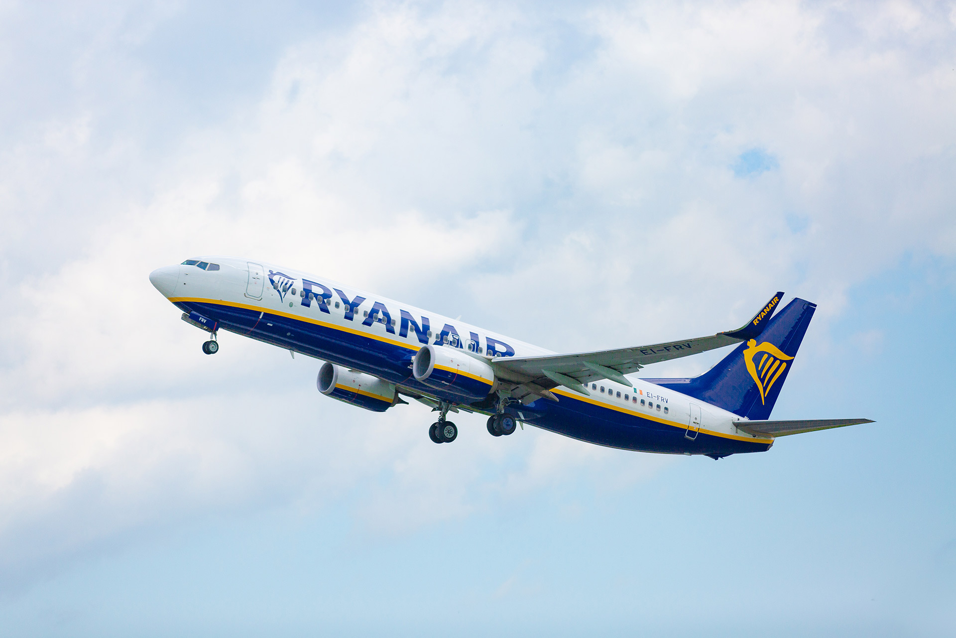 BGS extends Ryanair aviation fuel provision