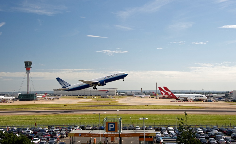 Heathrow welcomes over six million passengers in March