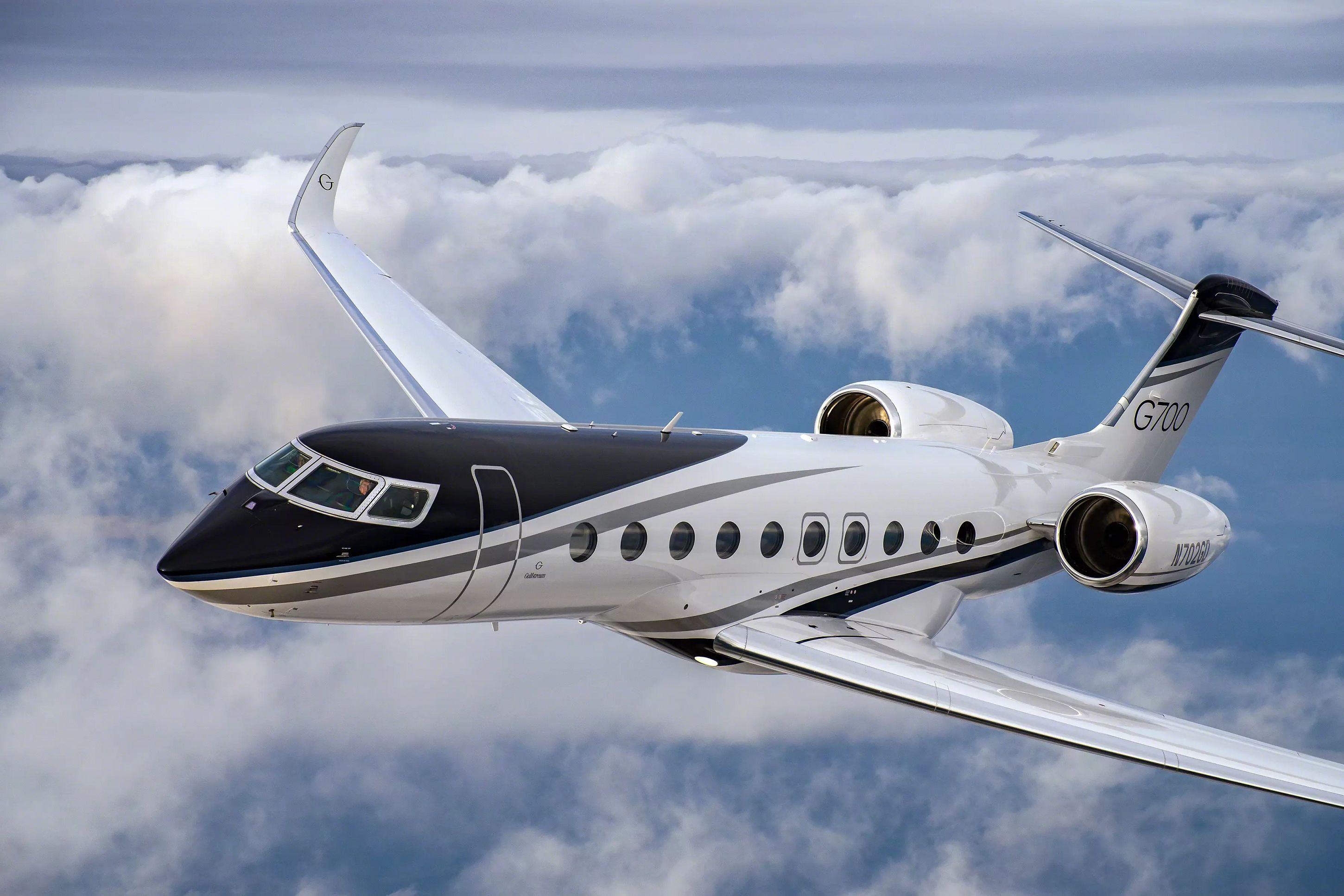 Gulfstream G700 sets city-pair records using SAF