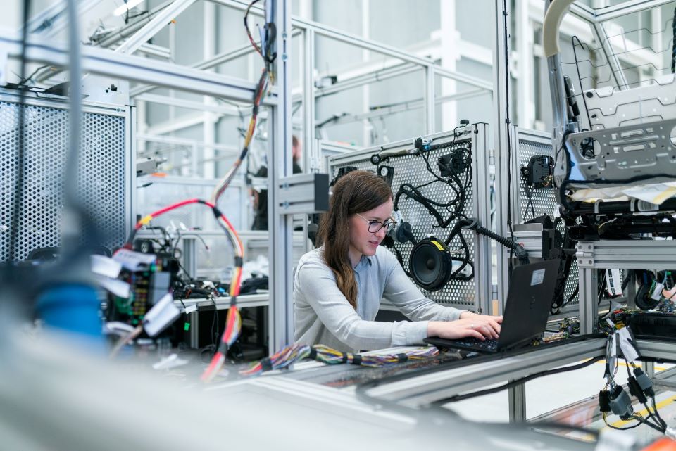 Leonardo and STEM Returners launch career lifeline