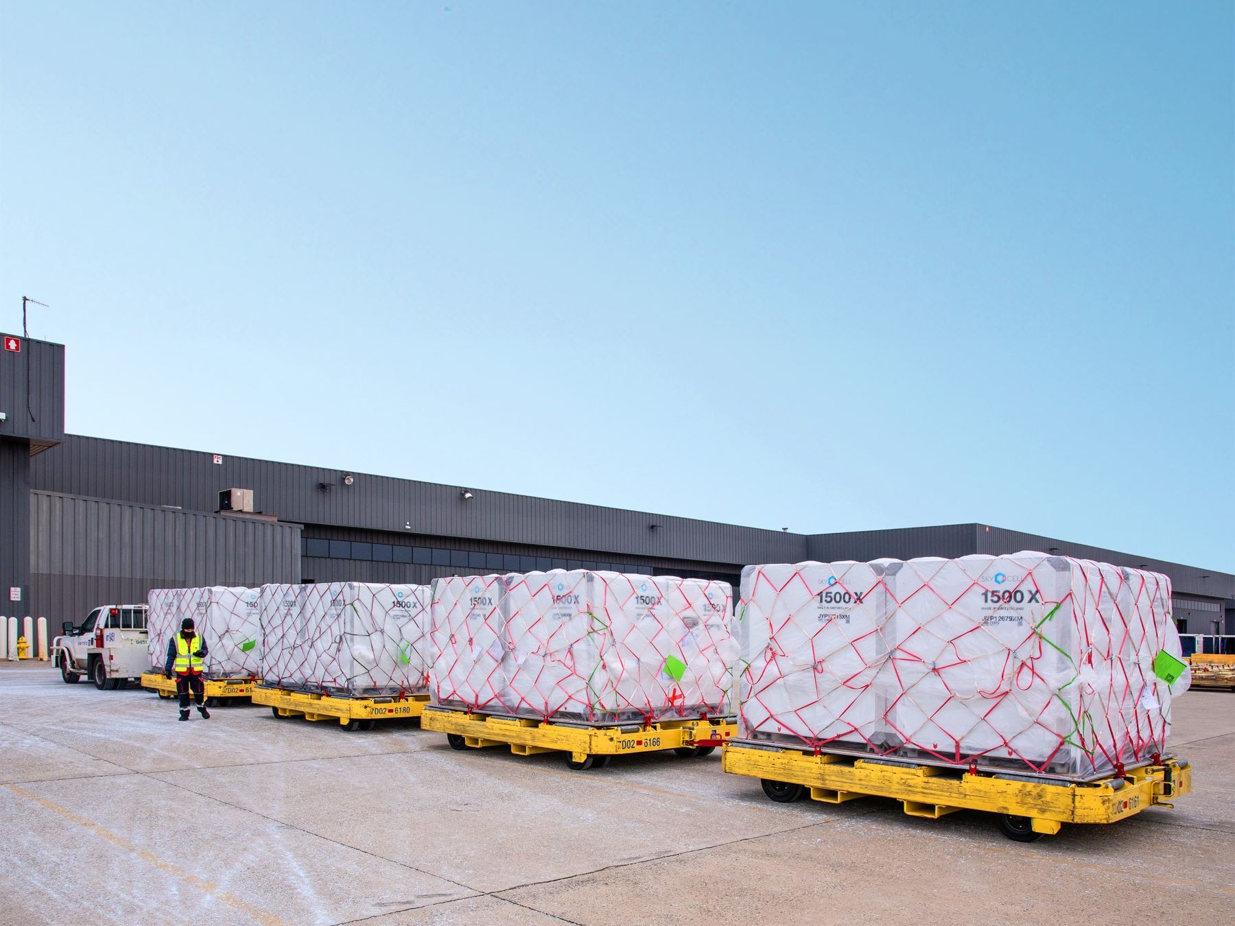 IAG Cargo expands temperature-controlled shipping with SkyCell containers