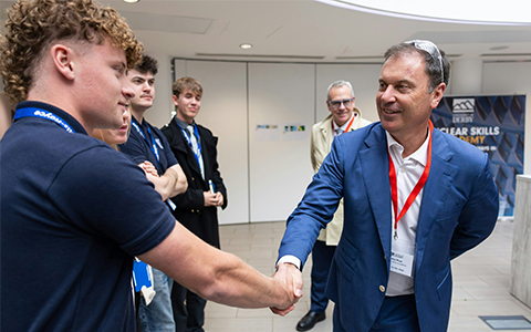 Rolls-Royce signs MoU with Victorian Government for AUKUS support