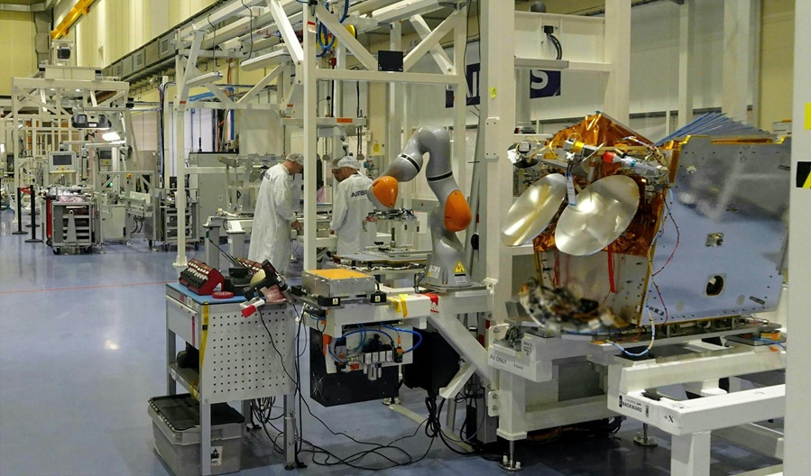 Airbus awarded Eutelsat contract for 340 OneWeb LEO satellites