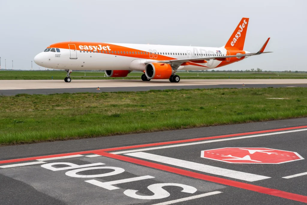 EasyJet Airbus aircraft landing at Berlin