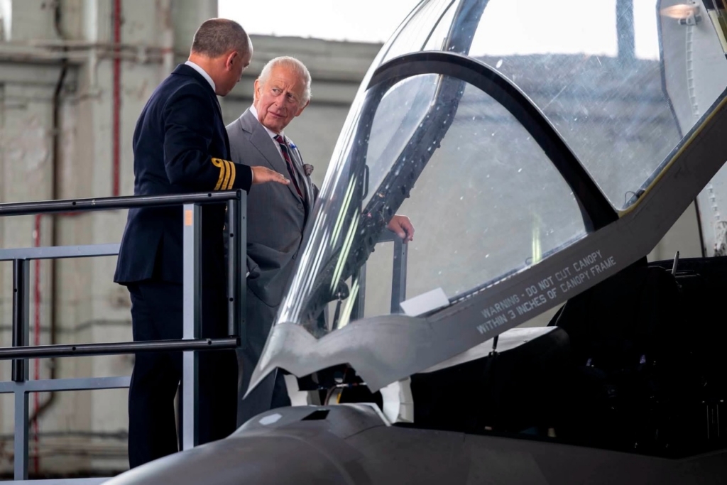 The King visits RAF Marham