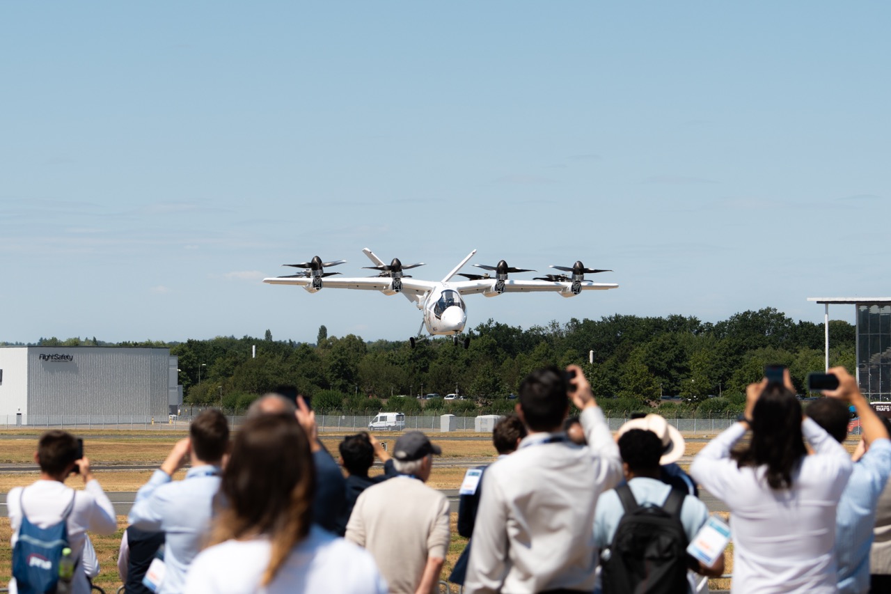 Vertical Aerospace flying display