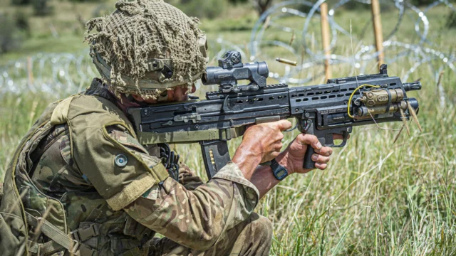 Grenade launcher british army