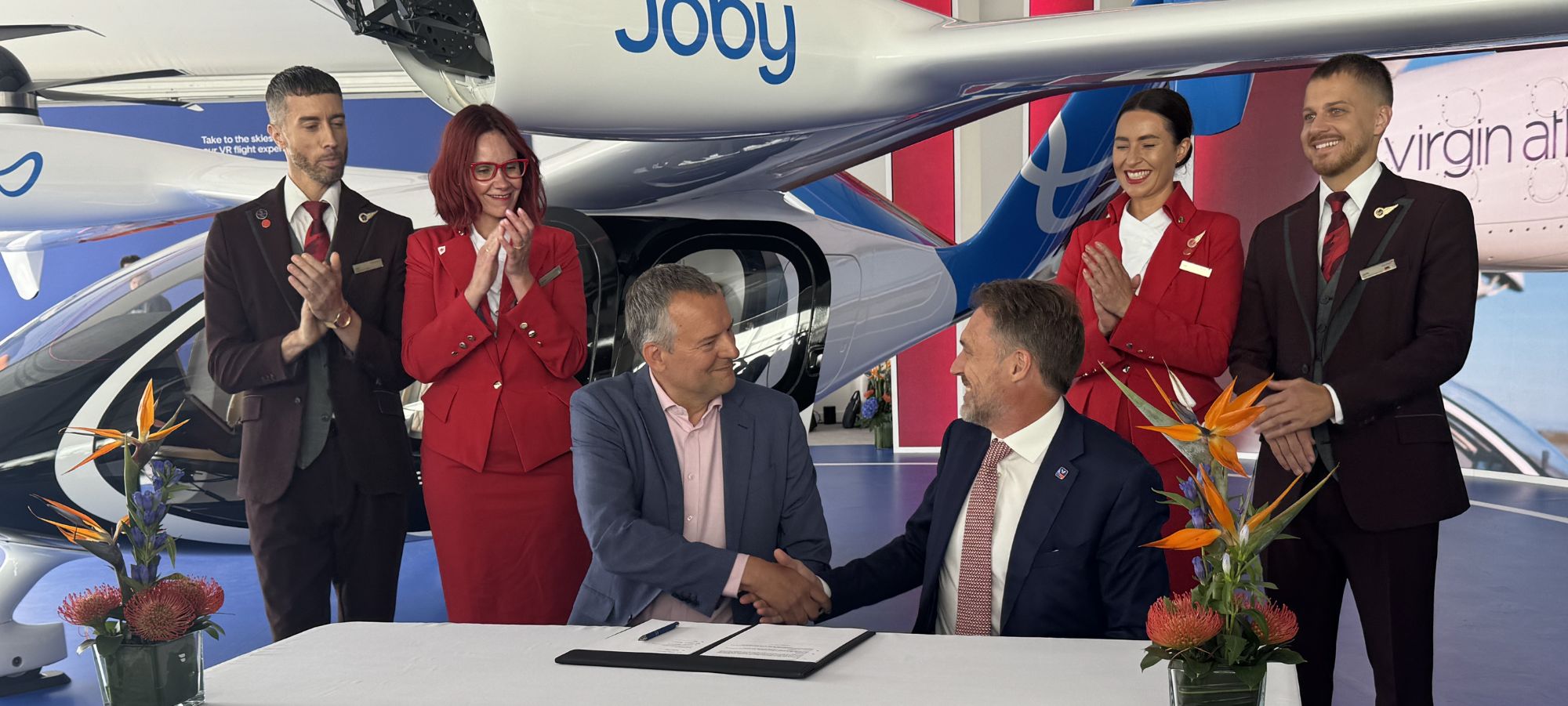 Joby-and-Virgin-Atlantic-CEOs-sign