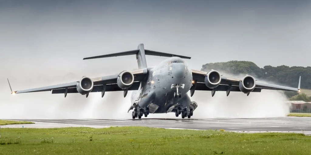 RAF BRize Norton with Airbus A400M landing
