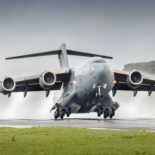 RAF BRize Norton with Airbus A400M landing