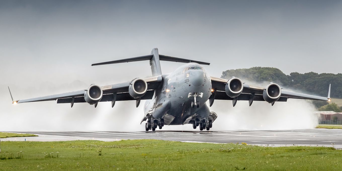 RAF BRize Norton with Airbus A400M landing