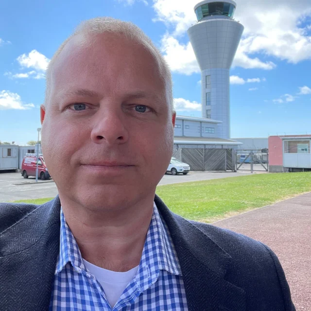 Jonathan Hinkles, a highly experienced airline executive with over 30 years in the industry, who has stepped down from Skybus