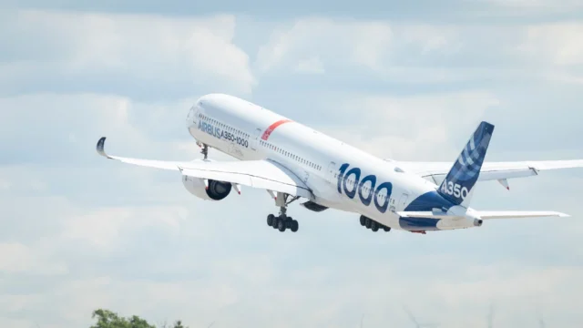 Airbus A350-1000