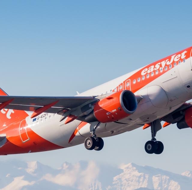 easyJet Airbus A320neo taking off