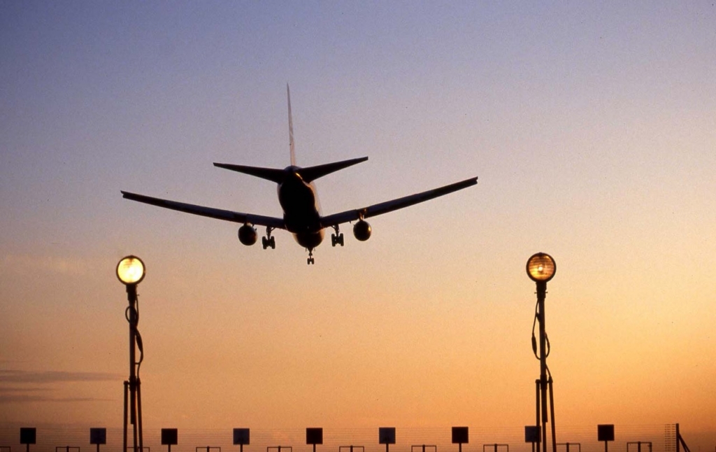 Aircraft landing at Heathrow Airport