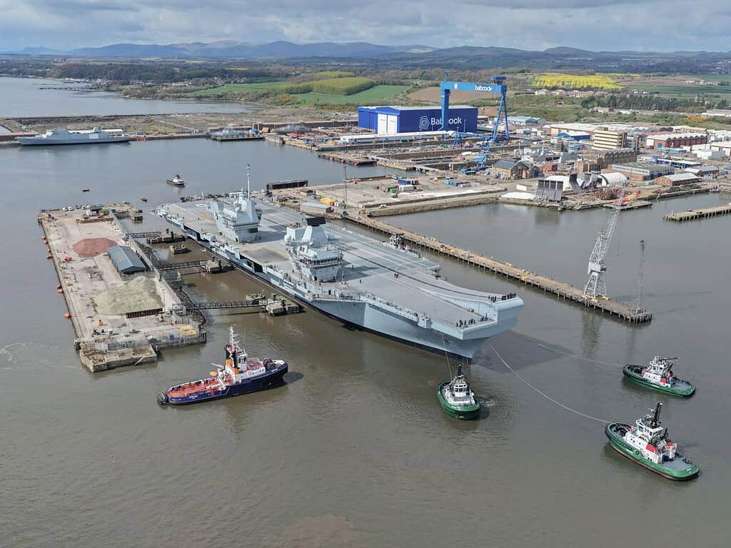 HMS Queen Elizabeth at Rosyth