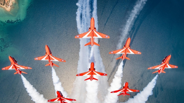 Hawk T1 jet