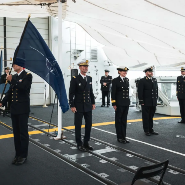 Royal navy pass command to French Navy