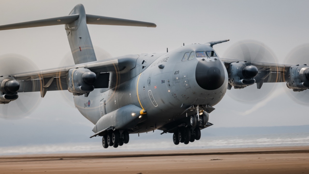 Imagery of the Atlas A400M, seen here operated by crews of LXX & 30 Squadron overseen by an XXIV Squadron instructor, carrying on beach landings over on Pembrey Sands. This was facilitated by Tactical Air Traffic Controllers and Tactical Fire who ensure the beach and activity is completed as intended. Along with conducting touch and go's alongside full stop landings, the aicraft also despatched a pair of RWMIK's driven by 16 Air Assault Brigade as part of an Engine Running Operation or ERO.