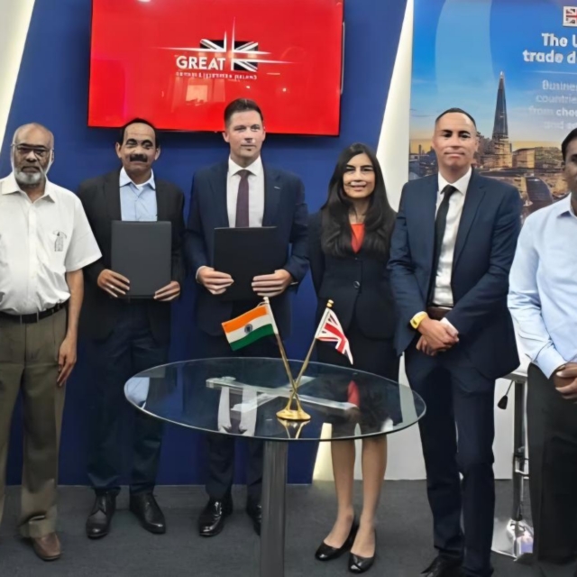 Filtronic and Spur Microwave MoU signing