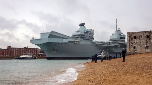 HMS Queen Elizabeth passing Portsmouth Harbour