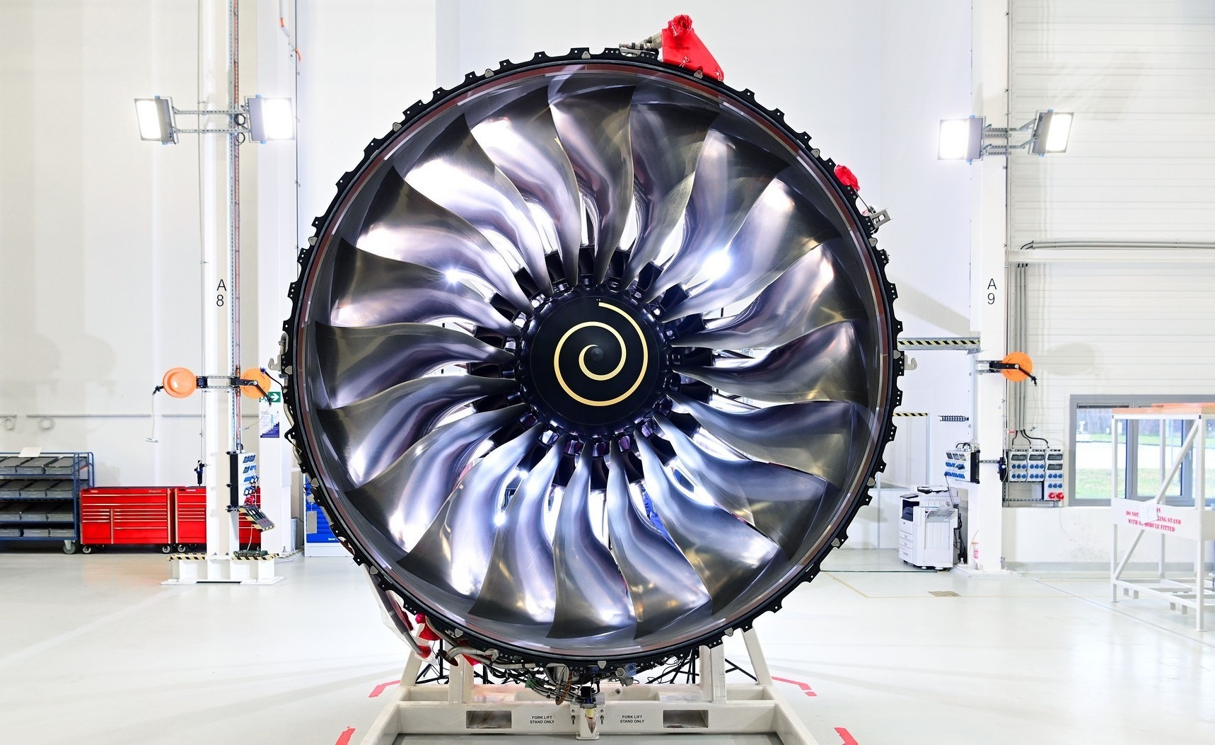 Trent 1000 engine