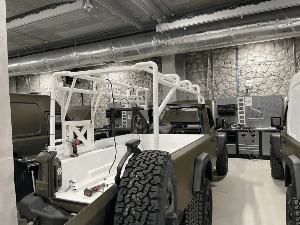 Xometry / AADS militarised ambulance conversion