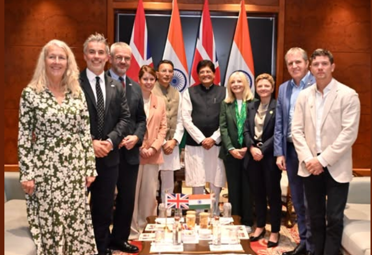 Met a delegation of visiting UK Mayors along with MoS Jitin Prasada ji, at Bharat Mandapam. Held excellent discussions on deepening regional partnerships in trade, investment, and innovation. The delegation will also be travelling to other cities across the country where they will hold discussions with various Indian businesses.