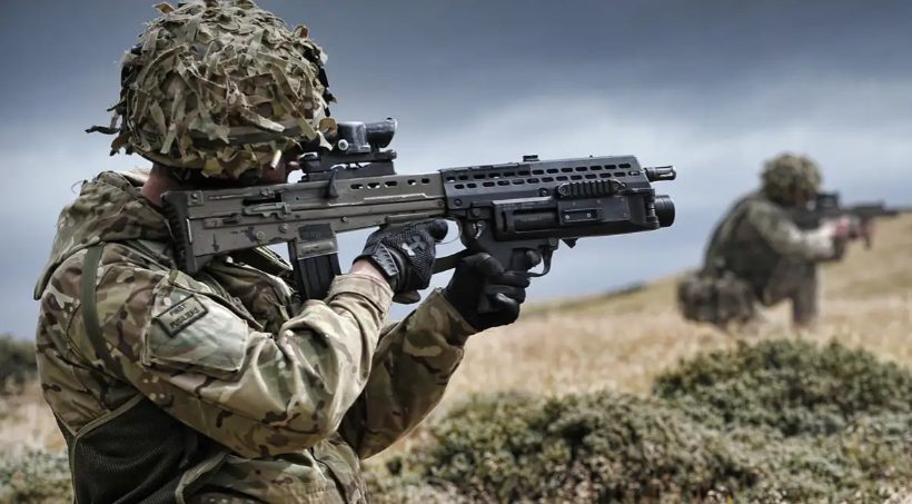 SMALL ARMS AND SUPPORT WEAPONS