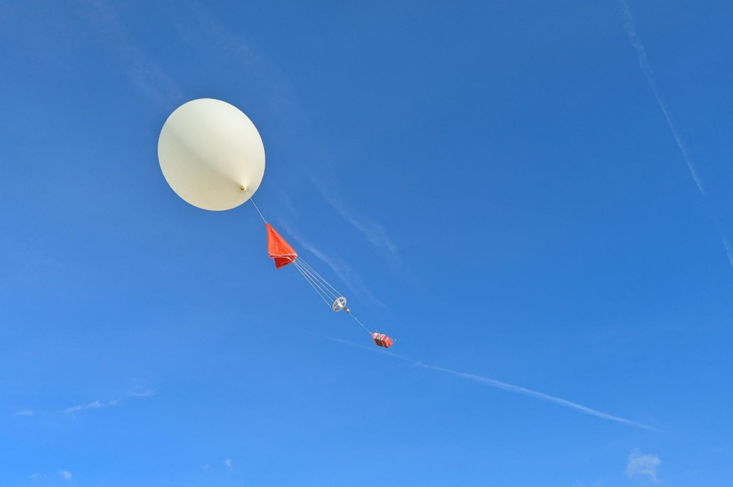 Weather balloon