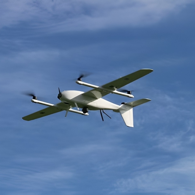 uvatek babka drone in flight