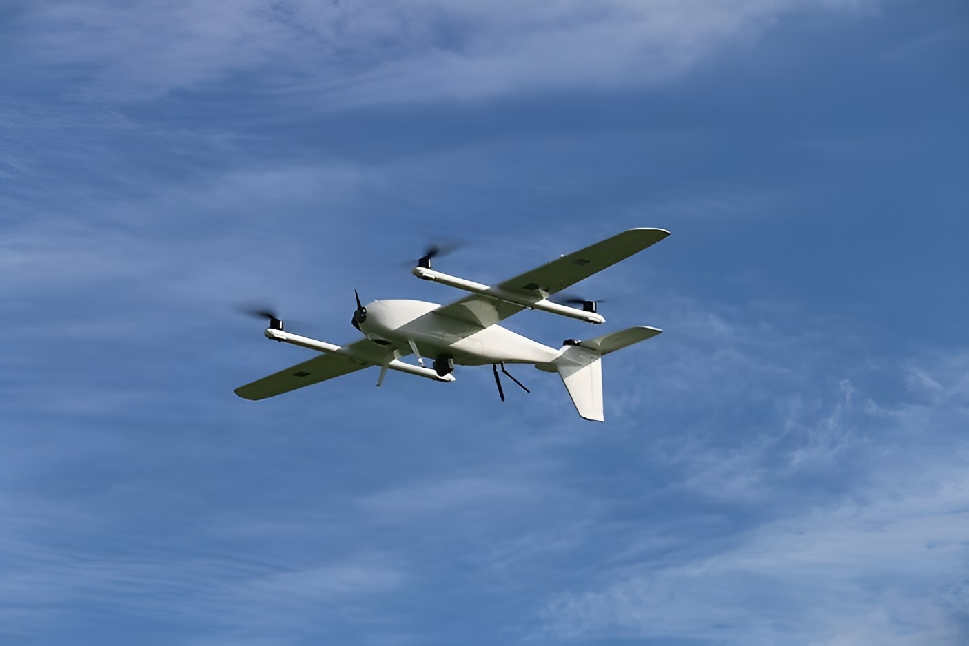 uvatek babka drone in flight